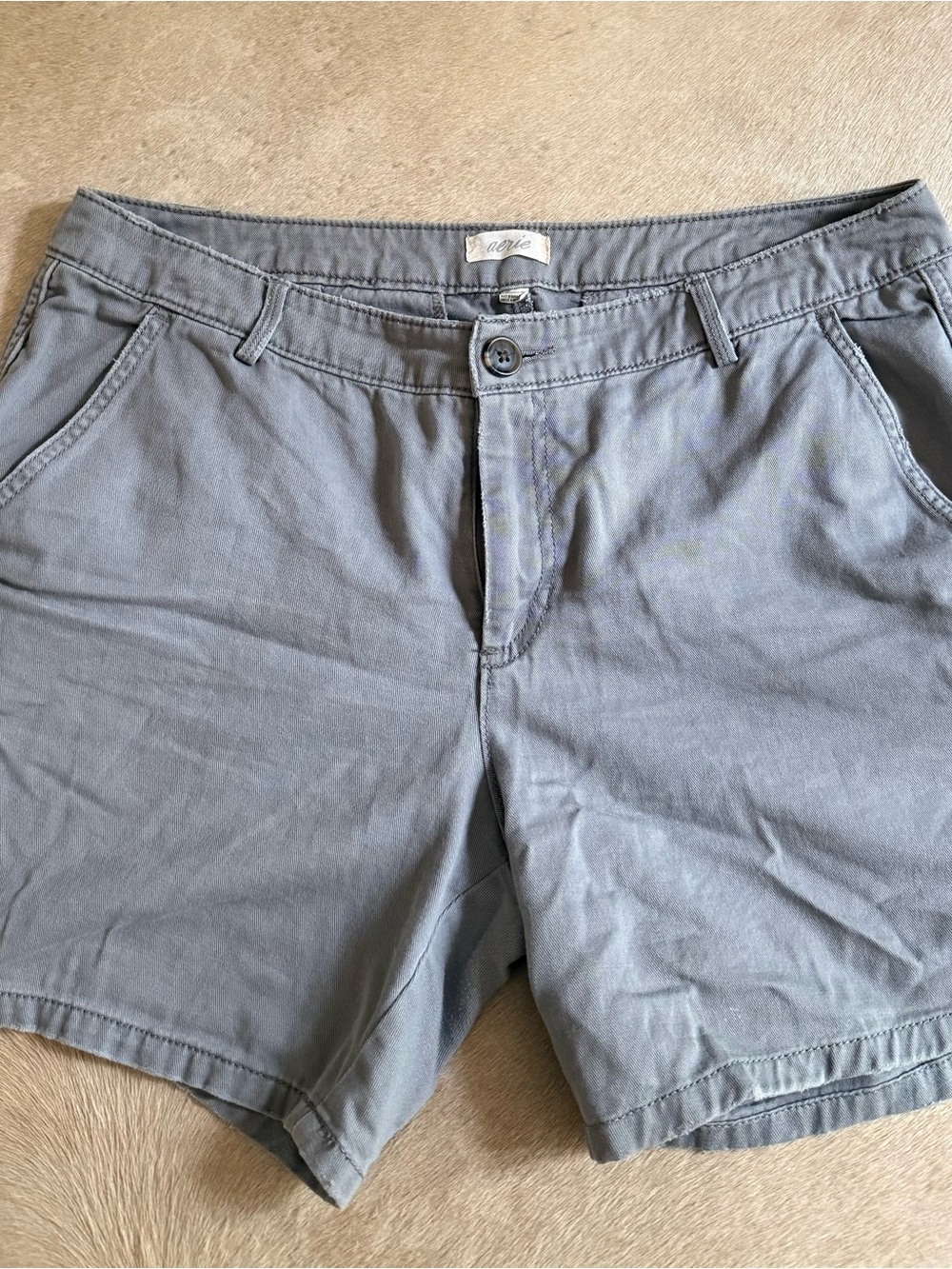 Aerie Women's Light Gray Flat Front Shorts